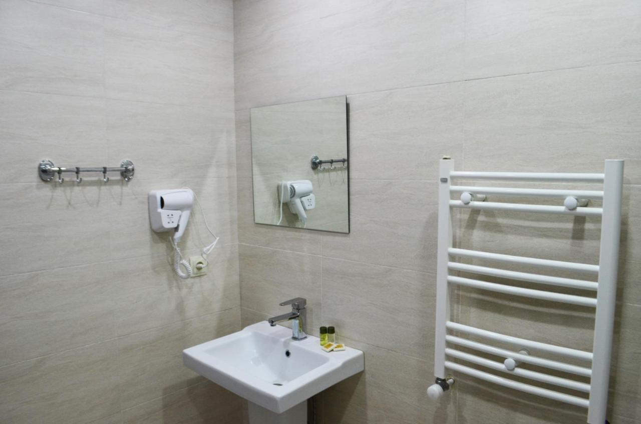 Taba Hall Boutique Hotel Akhaltsikhe  Exteriör bild